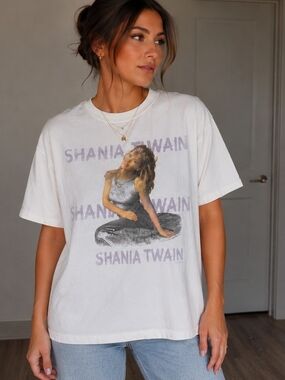 Vintage 1990s Shania Twain Graphic Tee White Lavender Large